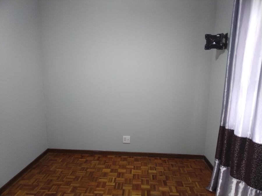 To Let 2 Bedroom Property for Rent in Cambridge Eastern Cape